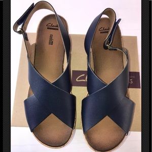 clarks sandals size 12